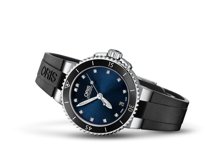 Image of Aquis Date Diamonds